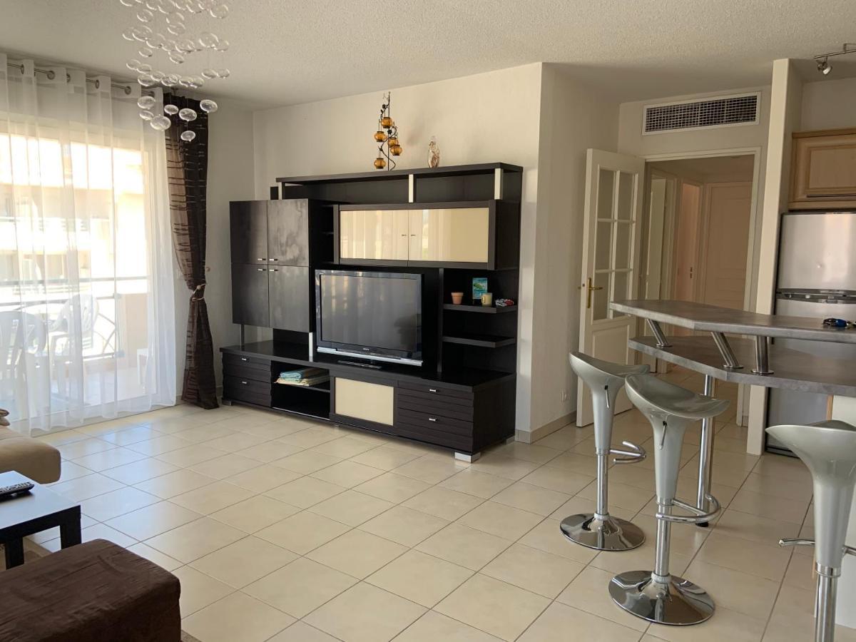 Port Frejus - Le Romanee - Appartement Vue Mer - 2 Chambres מראה חיצוני תמונה